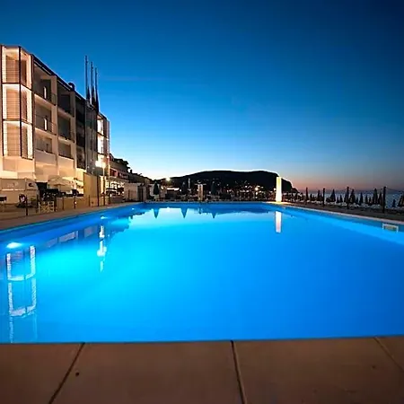 Marcelli Hotel