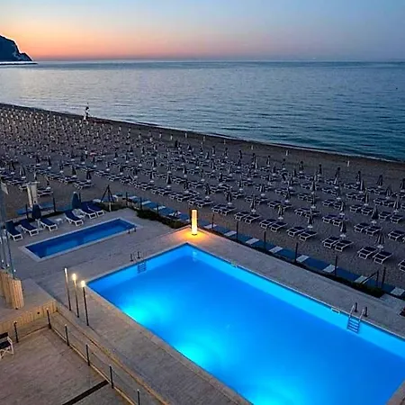 Marcelli Hotel
