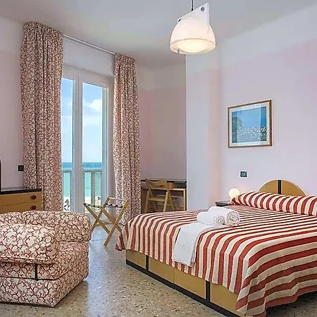 Marcelli Hotel